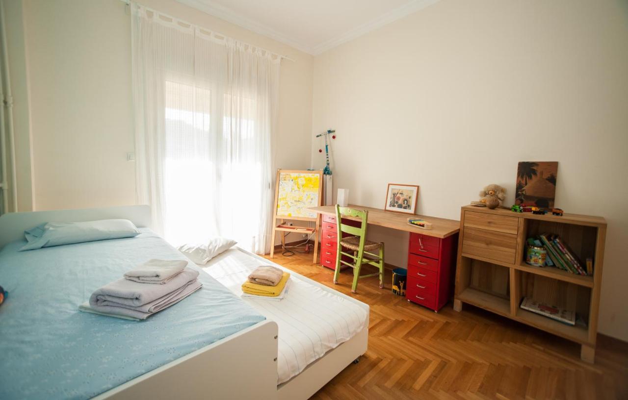 2 Bedroom Apartment At The Historical Center, View To Acropolis Atina Dış mekan fotoğraf