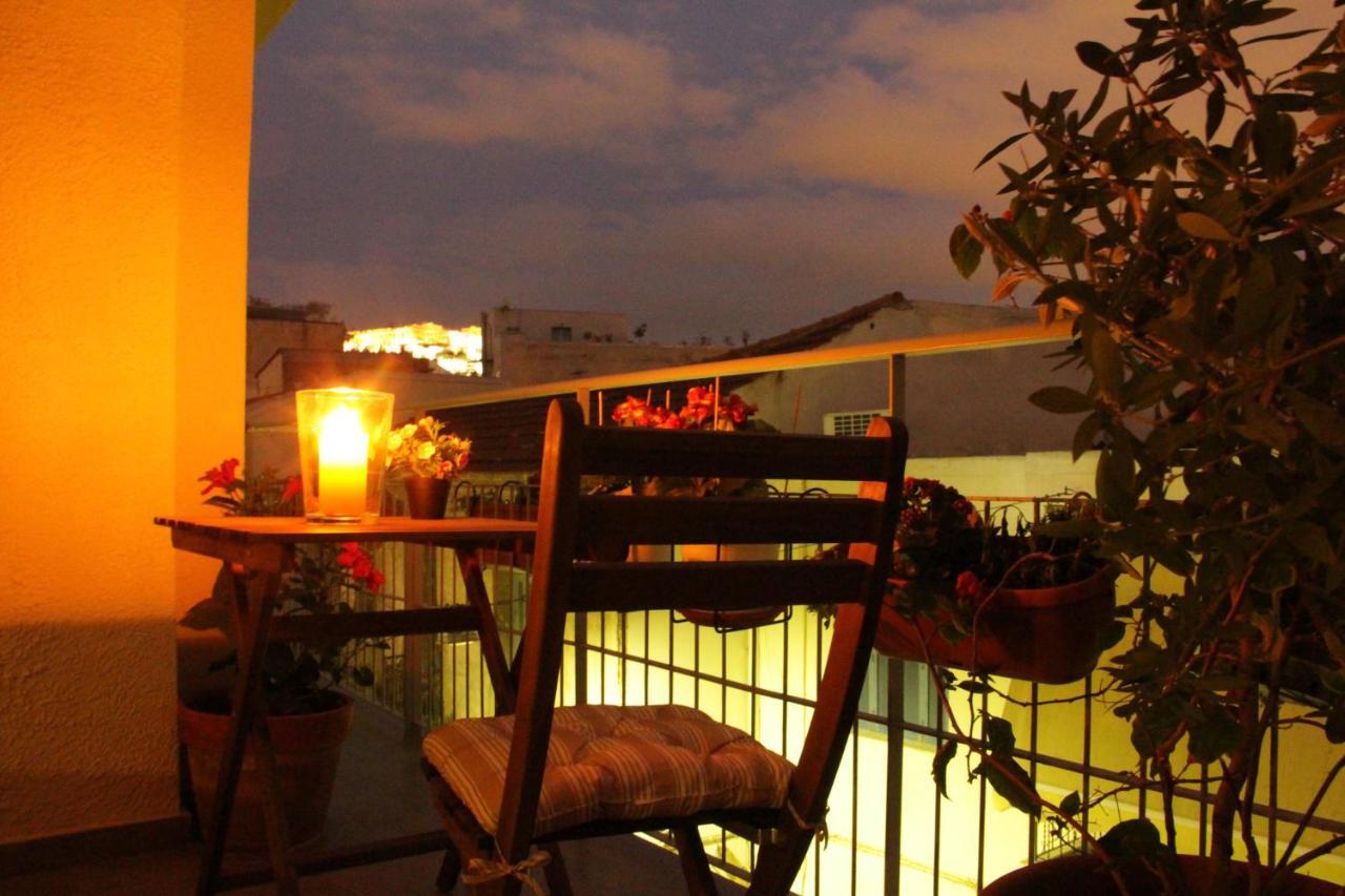 2 Bedroom Apartment At The Historical Center, View To Acropolis Atina Dış mekan fotoğraf
